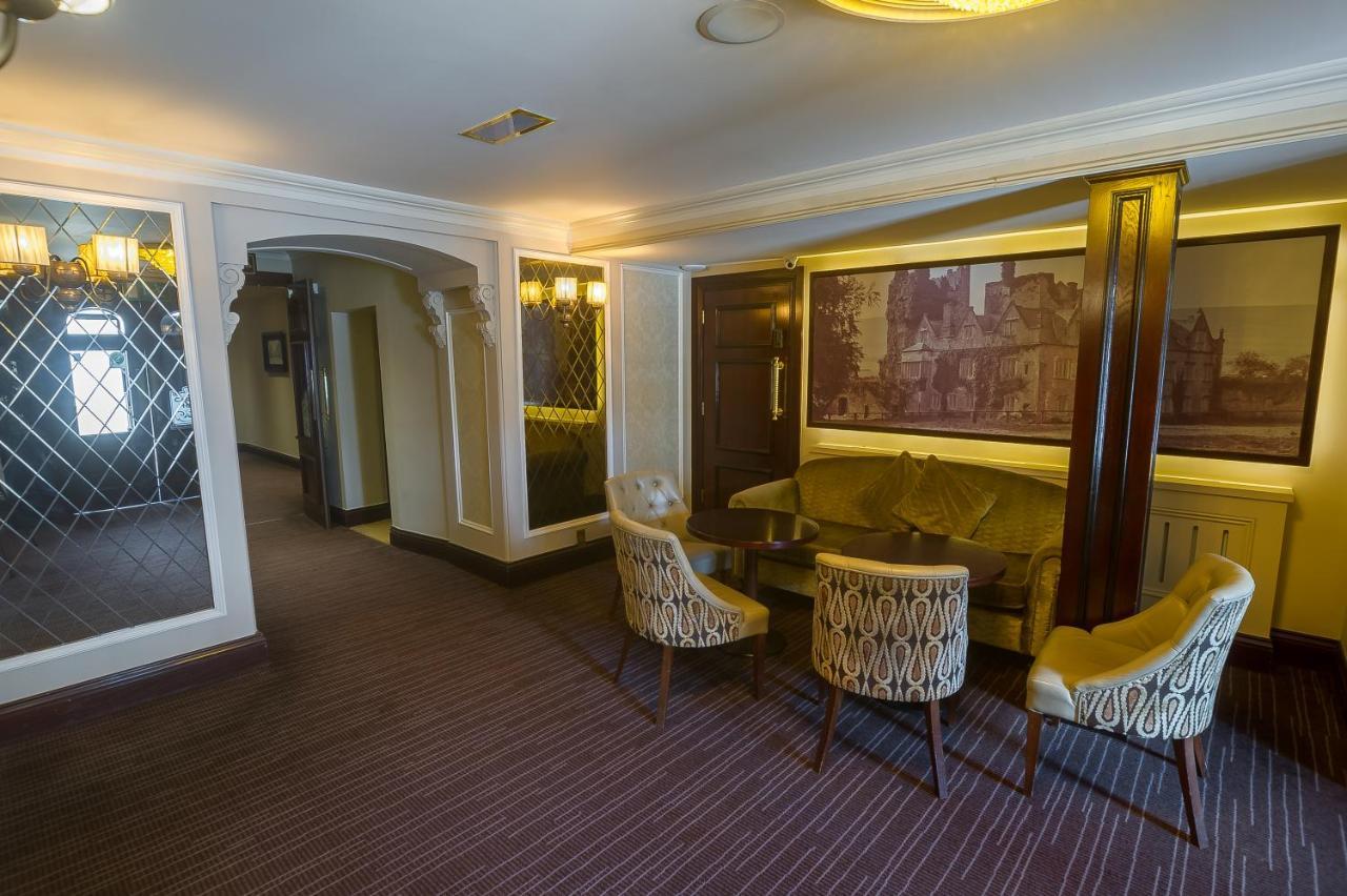 The Carraig Hotel Carrick-on-Suir Exterior foto