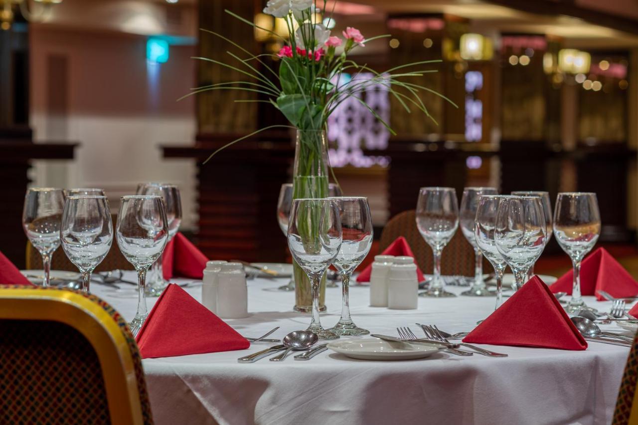 The Carraig Hotel Carrick-on-Suir Exterior foto